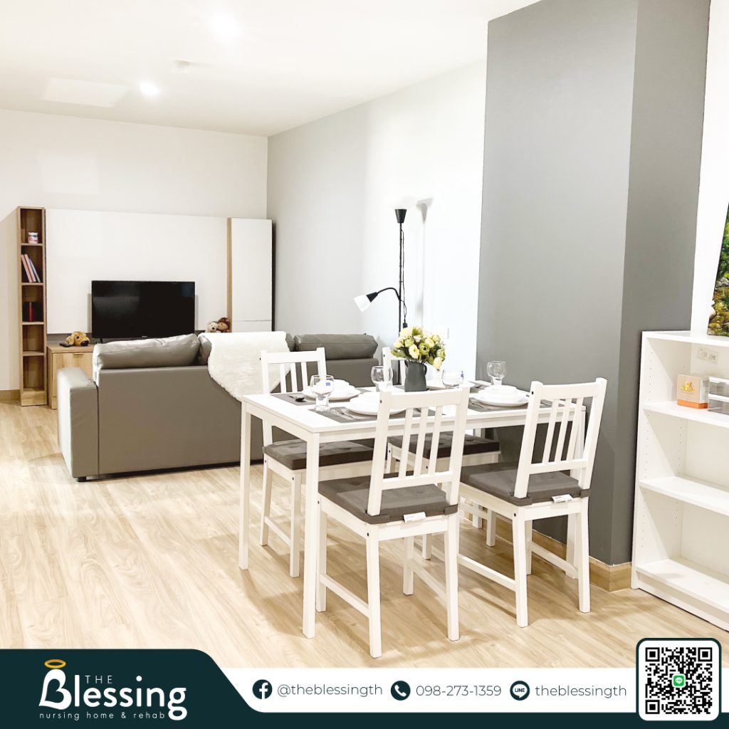 ส่วนของห้องนั่งเล่น ภายในศูนย์ The Blessing ส่วนที่เป็น Senior Living หรือ บ้านพักคนชรา
